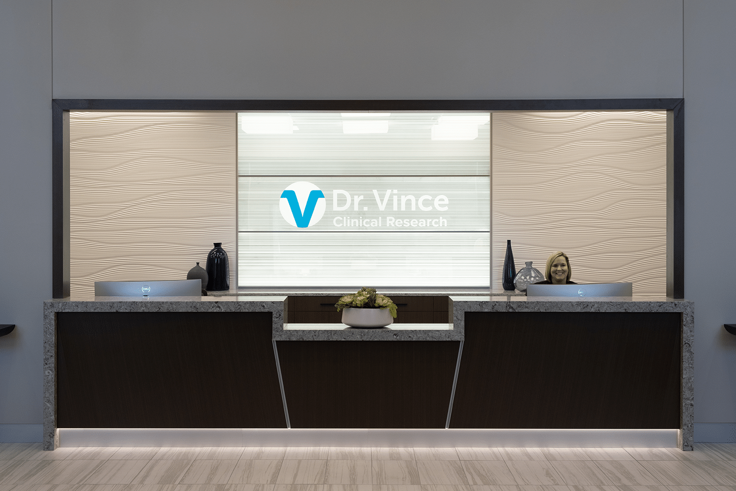 Dr Vince entryway desks